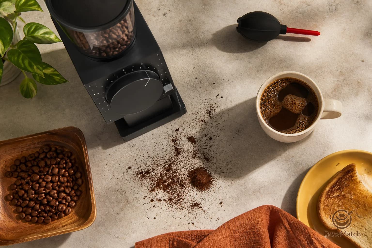 A Grinder With Too Few Settings Can Keep Coffee Bitter
